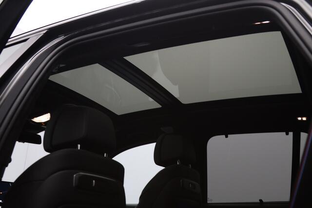 BMW X5 xDrive50e 490 PK M-Sport PHEV, Dravit Grau, Bowers & Wilkins Sound, Sky Lounge Panoramadak, Individual Leder, Soft-Close