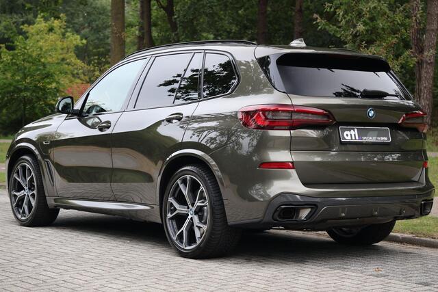 BMW X5 xDrive45e Executive M-Sport | HUD | Adap Cruise | Memory | Elektr. trekhaak | Alarm kl.3 | Stoelverwarming | Sensatec Dashboard | Shadow Line | Etc.