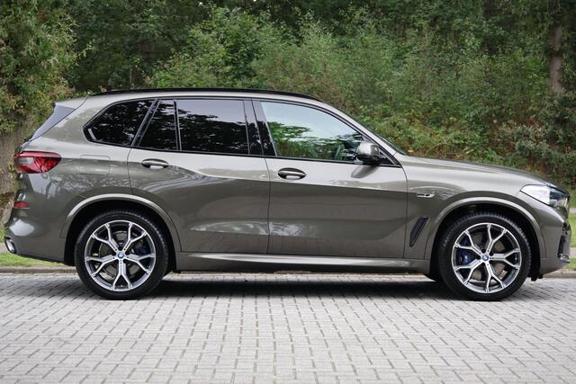 BMW X5 xDrive45e Executive M-Sport | HUD | Adap Cruise | Memory | Elektr. trekhaak | Alarm kl.3 | Stoelverwarming | Sensatec Dashboard | Shadow Line | Etc.