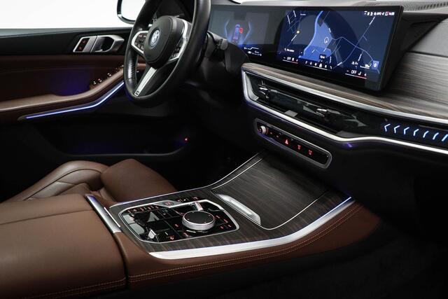 BMW X5 xDrive50e | Panoramadak | Driving Assistant Professional | 360 Camera | 21"