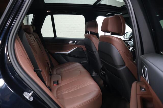 BMW X5 xDrive45e M-Sport | 360 | Pano | Trekhaak | Crystal | Memory