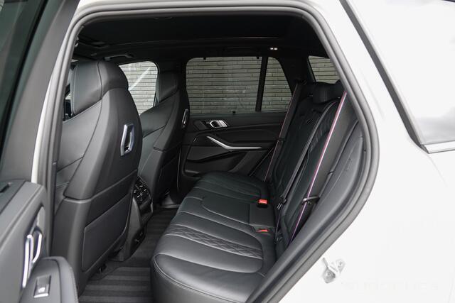 BMW X5 M60i 530Pk Aut. xDrive | M-Sport Pro | M-Sport Seats | Panoramadak | Head-Up Display | 360° Camera | 22''