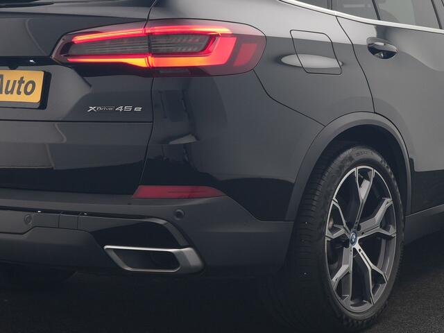 BMW X5 xDrive45e High Executive PHEV 395pk Dealer O.H. | Active Steering | Trekhaak Af Fabriek | Panodak | Luchtvering | Head Up | Adaptive Cruise | 360 Camera | Laser LED | Nappa Lederen Comfortstoelen Memory & Verwarmd | Adaptief Onderstel | Keyless | Sfeerverlichting | Apple Carplay | 21"L.M | Plug In Hybrid |