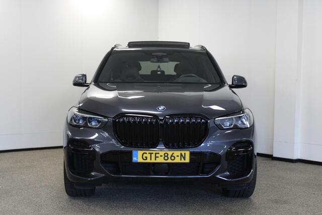 BMW X5 xDrive45e M-sport Soft-close|Laser|B&W|4 wiel best.|Pano|HUD