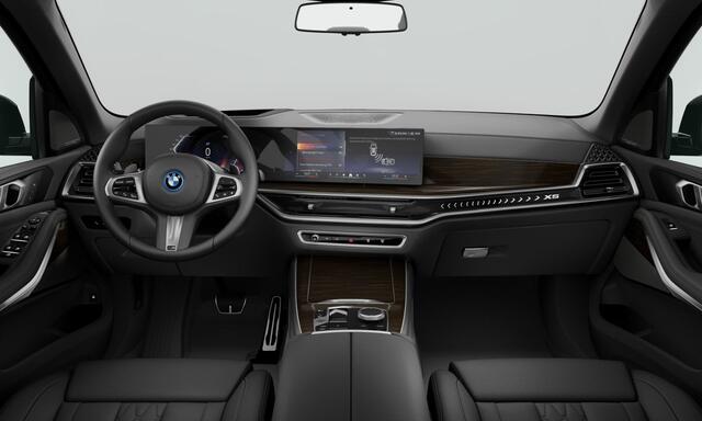 BMW X5 xDrive50e | Indivdual uitgebr. leder | Comfort Zetels | Harman/kardon | Park. + driving ass. Prof | 4x Stoelverw. | Trekhaak
