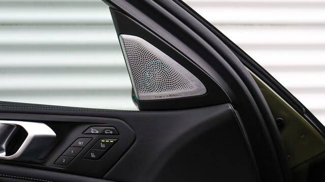 BMW X6 M Competition | Sky Lounge | Bowers & Wilkins | Massage | Soft-Close | Entertainment achterin