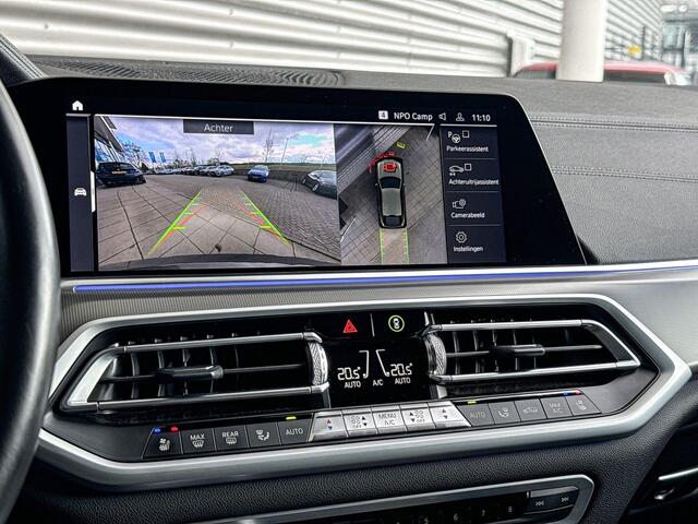 BMW X6 M50i