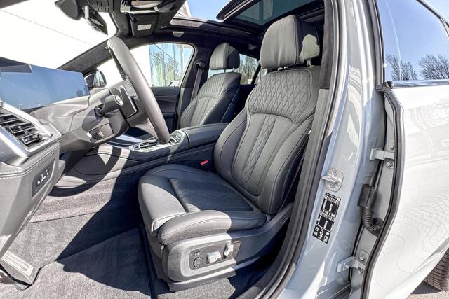 BMW X6 M60i xDrive