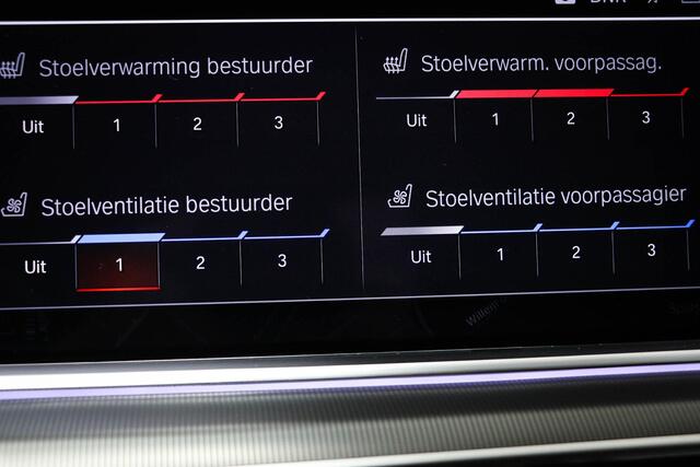 BMW X6 xDrive40i High Executive | INDIVIDUAL | SOFTCLOSE | HEAD UP | STOELVENTILATIE | TREKHAAK | 22"