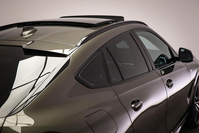 BMW X6 xDrive40i High Executive | INDIVIDUAL | SOFTCLOSE | HEAD UP | STOELVENTILATIE | TREKHAAK | 22"
