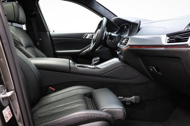 BMW X6 xDrive40i High Executive | INDIVIDUAL | SOFTCLOSE | HEAD UP | STOELVENTILATIE | TREKHAAK | 22"