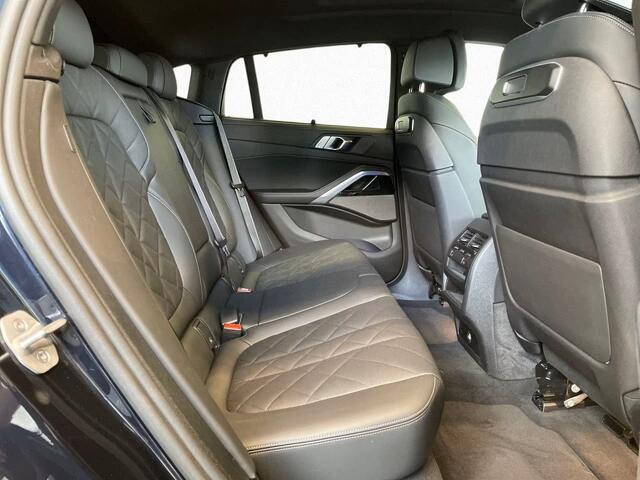 BMW X6 xDrive30d 286 PK M-Sport Massage Stoelkoeling Panoramadak Luchtvering Head-Up Trekhaak 360 Camera