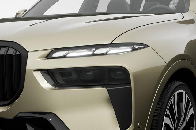 BMW X7 xDrive40i | M Sport Pro| Innovation Pack | Exclusive Pack