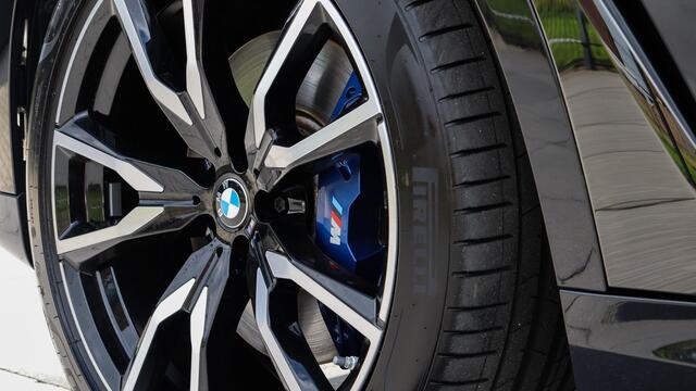 BMW X7 xDrive40i High Executive M-Sport 6-Persoons | Harman/Kardon | Soft-Close | Head-up | Laserlight | Panoramadak |