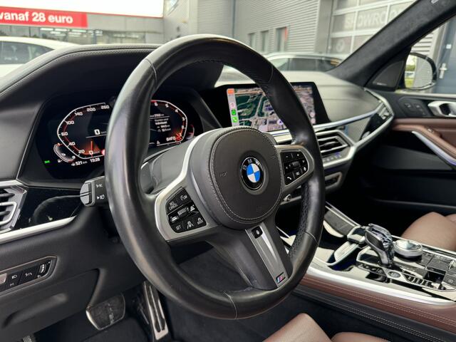BMW X7 M50i High Executive M Sport Executive Drive Pro 7-Zits Skylounge Laser Licht 22 Inch Stoelventilatie stuurverwarming Harman-Kardon Carplay Rear Seat Entertainment Night Vision Standkachel