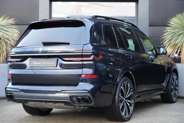 BMW X7 M60i xDrive 531pk Panoramadak/Stoelverwarming/360Camera