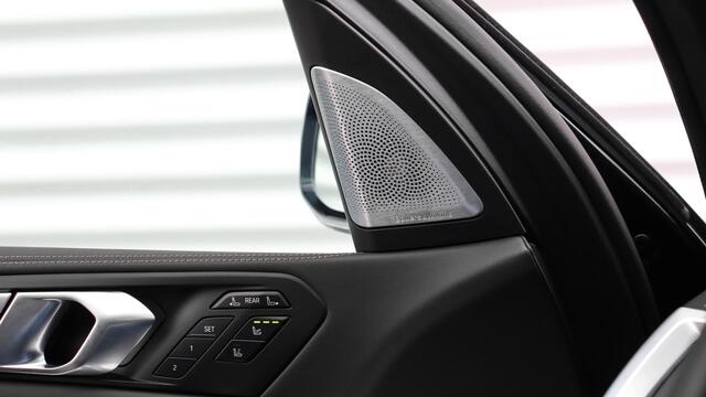BMW X7 xDrive40d M-Sport Pro | Sky Lounge | Massage | Bowers & Wilkins | Standkachel | Stoelventilatie |