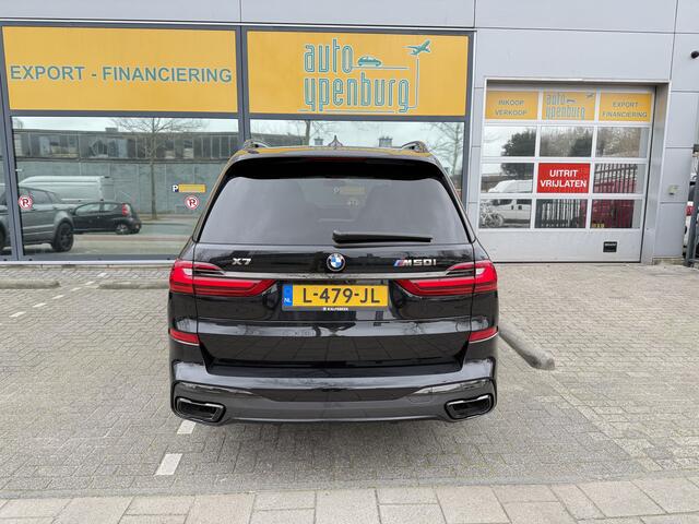 BMW X7 M50i High Executive * M-Sport * Panoramadak * Sfeerverlichting * Headup * Elec Trekhaak *