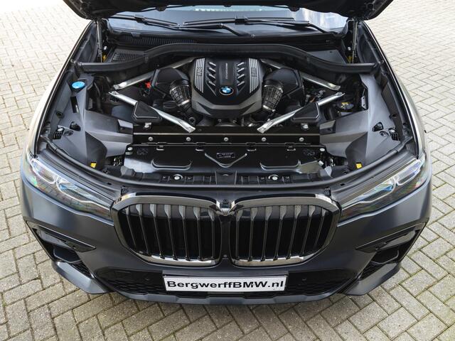 BMW X7 M50i - 6-Zits - Edition ''Dark Shadow'' - 1-Hand - Bowers & Wilkins - Standkachel