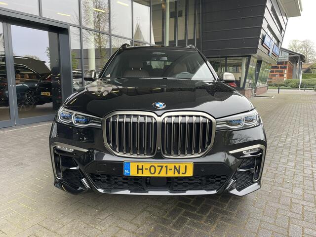 BMW X7 M50d High Executive | 7-zitter | Bowers & Wilkins | Drive Pro | ALU 22"| CoPilot Pack | Achterassturing | NL auto | Dealer onderhouden | Uitkl.Trekhaak