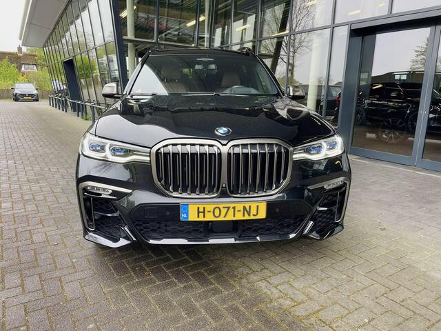 BMW X7 M50d High Executive | 7-zitter | Bowers & Wilkins | Drive Pro | ALU 22"| CoPilot Pack | Achterassturing | NL auto | Dealer onderhouden | Uitkl.Trekhaak