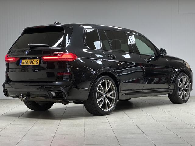 BMW X7 M50d High Executive/ 400pk/ Automaat/ Trekhaak/ Panorama-Dak/ Harman-Kardon/ Virtual Dashb./ 22'' LMV/ Luchtvering/ Memory/ Zwarte-Hemel/ 360°Camera/ Shadowline/ Ambient light/ Stoelverw./ Keyless/ Leder.