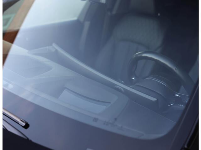 BMW X7 M60i xDrive *Sky*Trekhaak*M Sport Pro*H/K*
