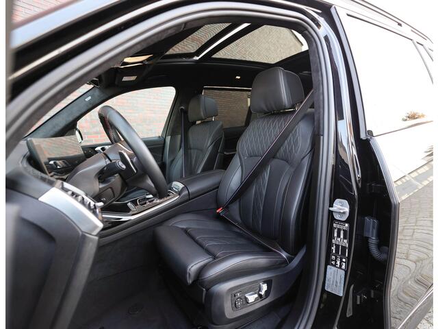 BMW X7 M60i xDrive *Sky*Trekhaak*M Sport Pro*H/K*