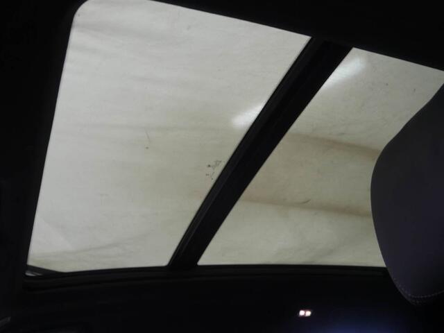 BMW X7 xDrive40i M-Sport | 7-Zits | 21" | Trekhaak | Autobahnassistent | Harman Kardon | Standkachel | Active Steering | Comfortstoelen | Individual Leder Wordt verwacht