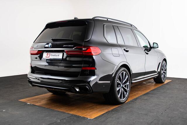 BMW X7 xDrive30d High Executive M Sport - Trekhaak - Panoramadak - Head up - Harman Kardon - Driving Assistant Professional - BMW Laserlight - Comfort Access - Soft Close - Parking Assistant Plus -