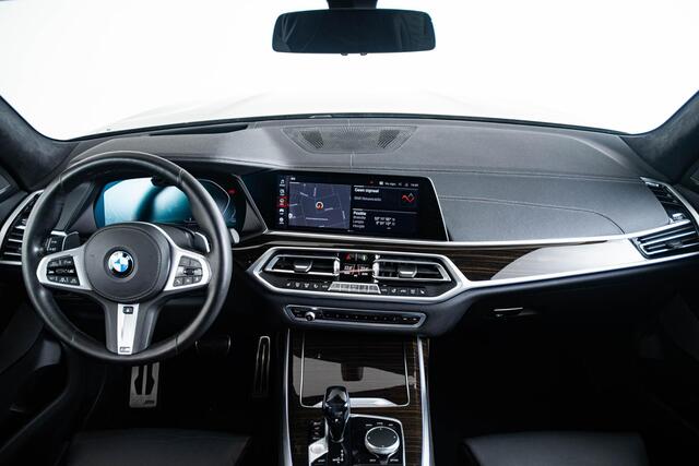 BMW X7 xDrive30d High Executive M Sport - Trekhaak - Panoramadak - Head up - Harman Kardon - Driving Assistant Professional - BMW Laserlight - Comfort Access - Soft Close - Parking Assistant Plus -