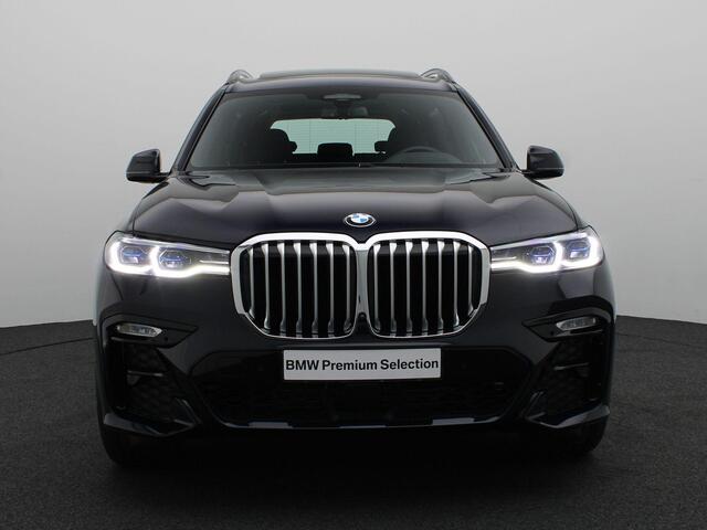 BMW X7 xDrive40i High Executive | M Sportpakket | BMW Personal CoPilot Pack | Trekhaak | Soft Close | Panorama-Glasdak Sky Lounge | Driving Assistant Professional | Head Up Display | HiFi | 22''