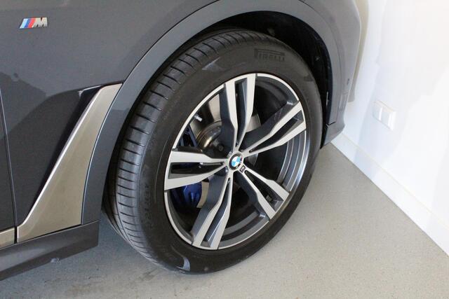 BMW X7 M50d 6p. | SKY-LOUNGE | ACC | NL-AUTO! | CAM | STOEL+STUUR/VERW | NAVI | 21'LMV | LED |