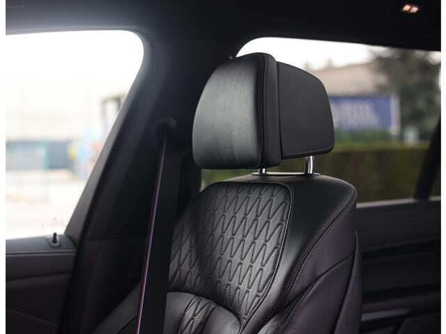 BMW X7 40i xDrive | Skylounge - B&O - Massage