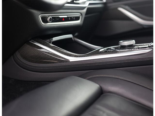 BMW X7 40i xDrive | Skylounge - B&O - Massage