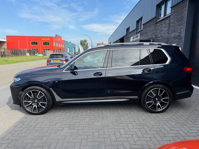 BMW X7 xDrive40i 6p. | 2E EIGENAAR | 3/6/12MND GARANTIE| M-SPORT |PANO | LASER | LED | B&W | MASSAGE | CARPLAY | TREKHAAK | DAB | BOMVOL |