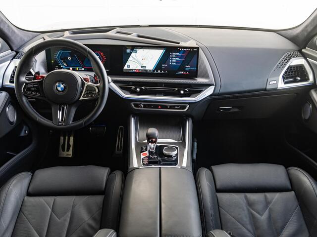 BMW XM High Executive | Driving Assistant Professional | Bowers & Wilkins | Adaptief M Onderstel Professional | Stoelventilatie | 23 inch | Trekhaak