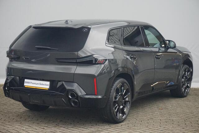 BMW XM 50e Bowers & Wilkins / Trekhaak / Driving Assistant Professional