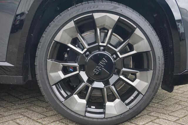 BMW XM 50e Bowers & Wilkins / Trekhaak / Driving Assistant Professional