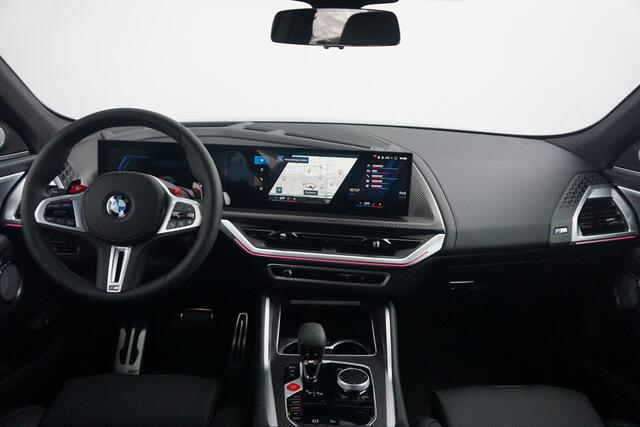 BMW XM 50e Bowers & Wilkins / Trekhaak / Driving Assistant Professional
