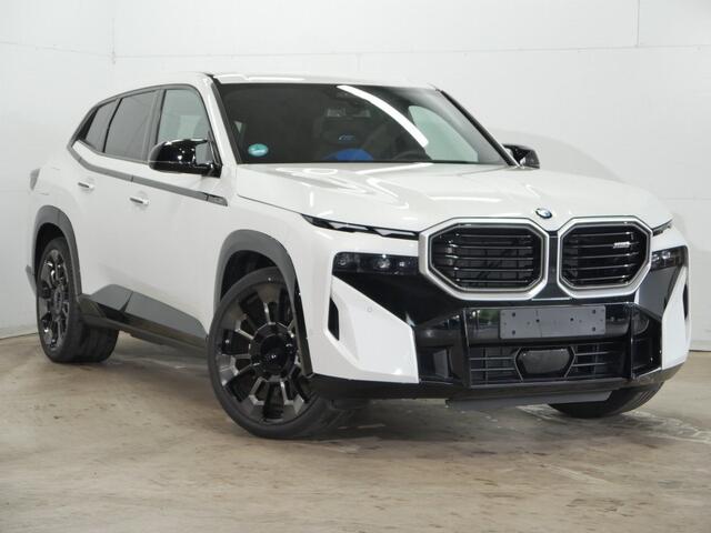 BMW XM 50e | 23" | Individual leder | Harman/kardon | Trekhaak | Co Pilot | Stoelver. + massage + ventilatie