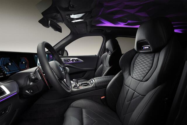 BMW XM By Kith | Individual Lak | Limited Edition | 1 van de 47 |