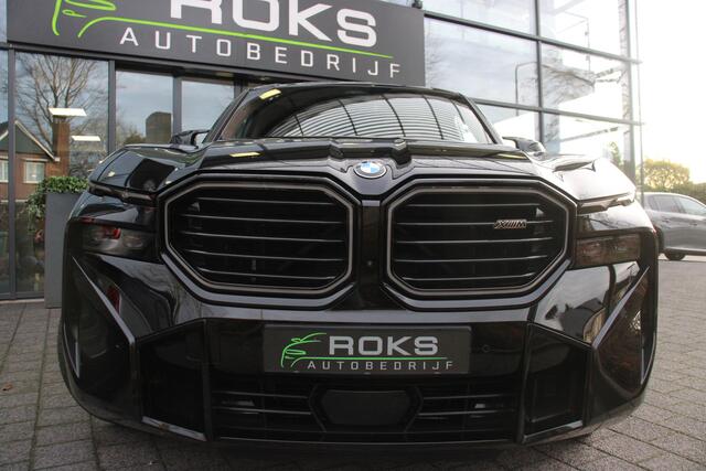 BMW XM PHEV 30 kWh 653pk