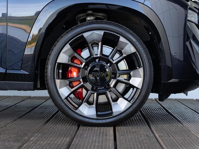 BMW XM Label Red | M Driver's Pack | Comfort Access | Bowers & Wilkins | Soft-Close | Stoelventilatie | Massagefunctie | Trekhaak