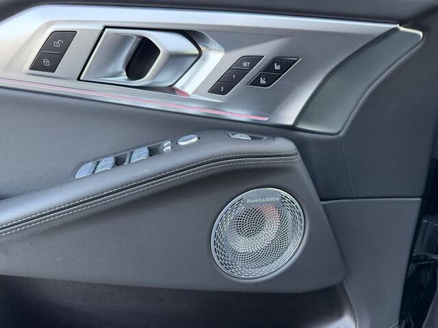 BMW XM Phev 30 KWH | V8 | Driving Assistant | Trekhaak | B&O | Massage