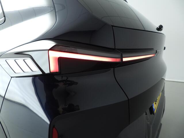 BMW XM PHEV 50e Bower & Wilkens / Soft close / Park assist / Driving assist / Trekhaak / Getint glas / Massage stoelen / Alu wielen 22 inch