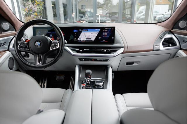 BMW XM 4.4 V8 30 kWh Bowers & Wilkins - Massage - Trekhaak