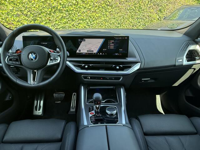 BMW XM | V8 | Schnitzer | M Marina Bay Blue | CoPilot | Bowers & Wilkins | Massage | Soft-Close | Elek. Trekhaak
