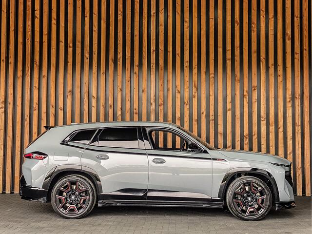 BMW XM 748PK V8 PHEV Label Red 30 kWh | VOL OPTIES | BOWERS EN WILKINS | TREKHAAK | 22 INCH | SKYLOUNGE |