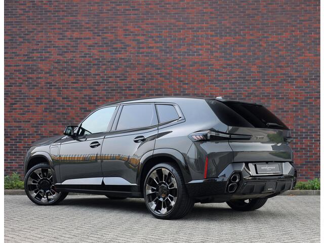 BMW XM PHEV 30 kWh | M Drivers Pack - Bowers&Wilkins